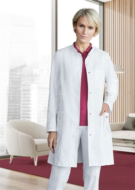 BP® Stretch women's doctor's coat .